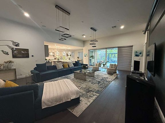 4th image of 2748 Cordelia Ln