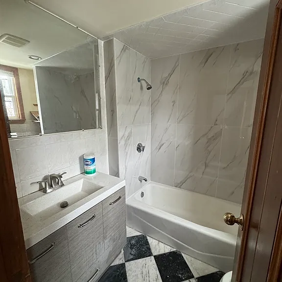 43 Clark St #2 — Photo 5