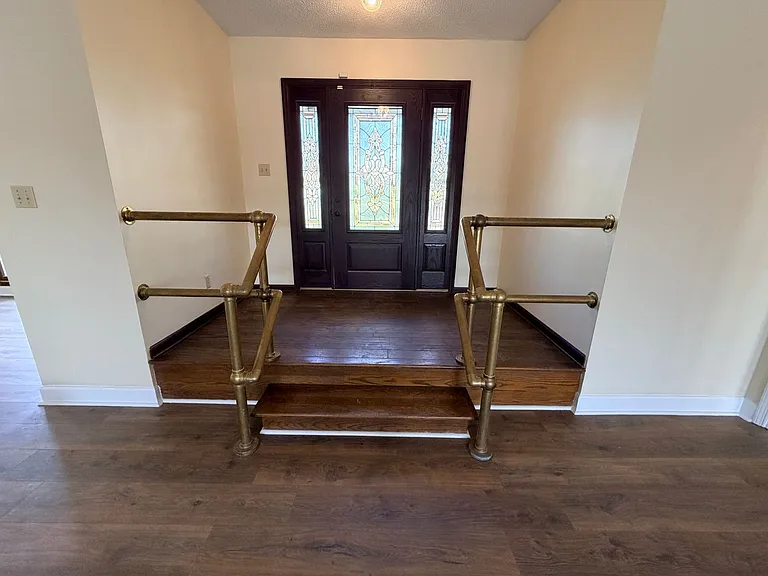2124 Northwood Cir — Photo 33