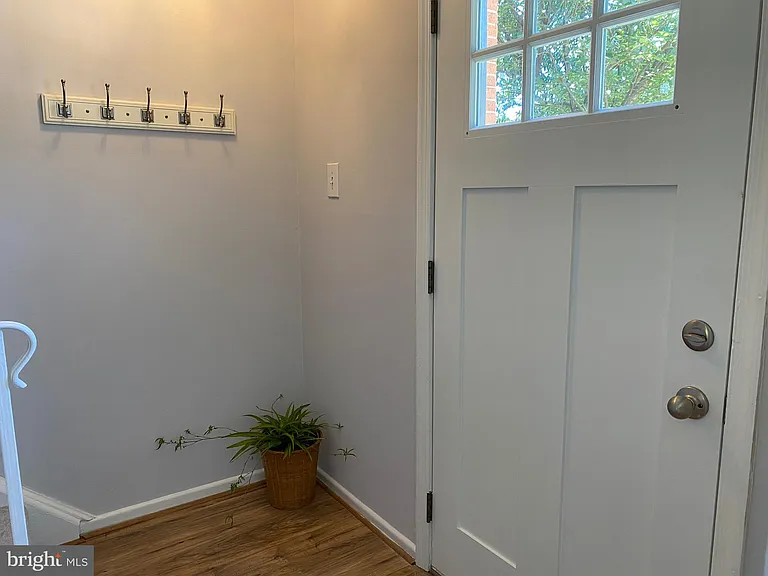4 Chantilly Ct — Photo 21