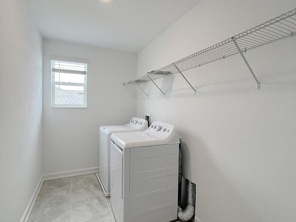 2nd image of 5024 Center Ct