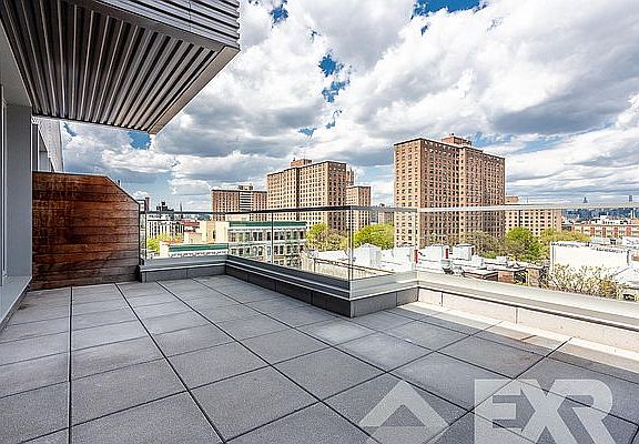 2nd image of 10 Montieth St #719