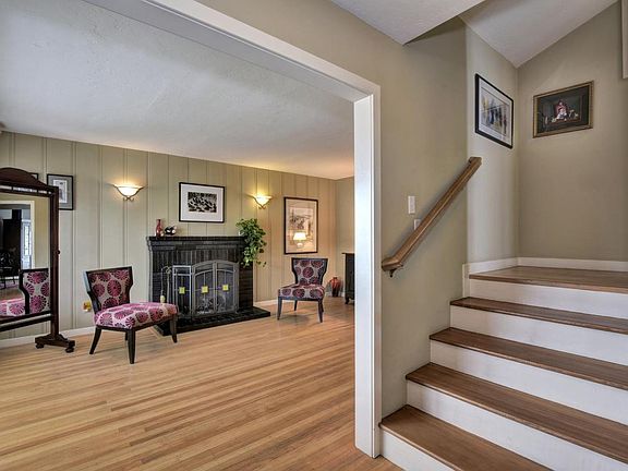 3rd image of 775 Johnston St