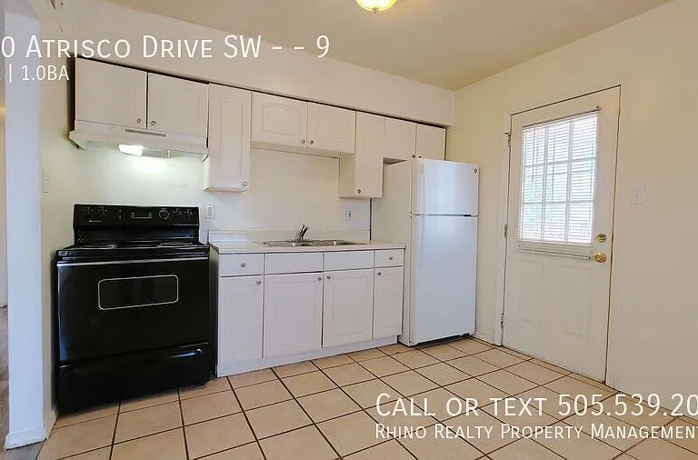 370 Atrisco Dr SW #9 — Photo 4