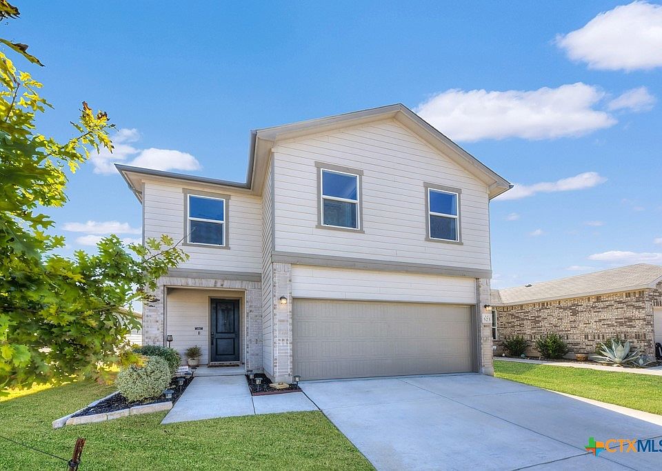 1st image of 523 Deer Crest Dr