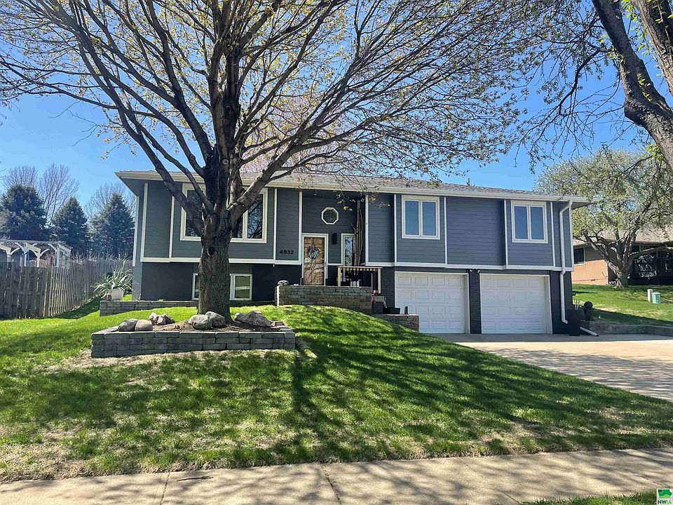 4832 Singing Hills Blvd, Sioux City, IA 51106 Zillow