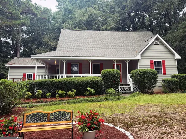 1804 Deer Ct NW, Monroe, GA 30656