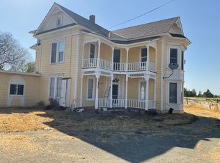 12215 Murphy Ave, San Martin, CA 95046