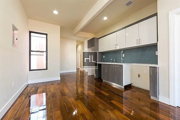 Rented by Highline Residential | media 9