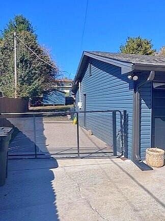 4th image of 3633 Southfork Pl