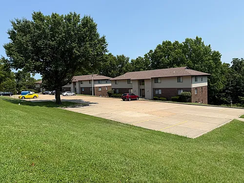 837 Southwest Blvd #E Photo 1