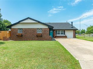 1128 Canterbury Ave, Norman, OK 73069