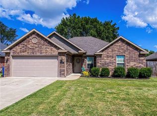 1107 SW Horizon St, Bentonville, AR 72712