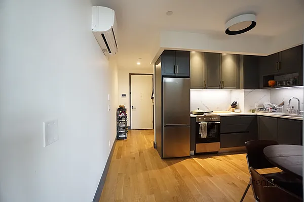 Rented by Rennit Inc. | media 34