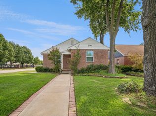2748 E 4th St, Tulsa, OK 74104