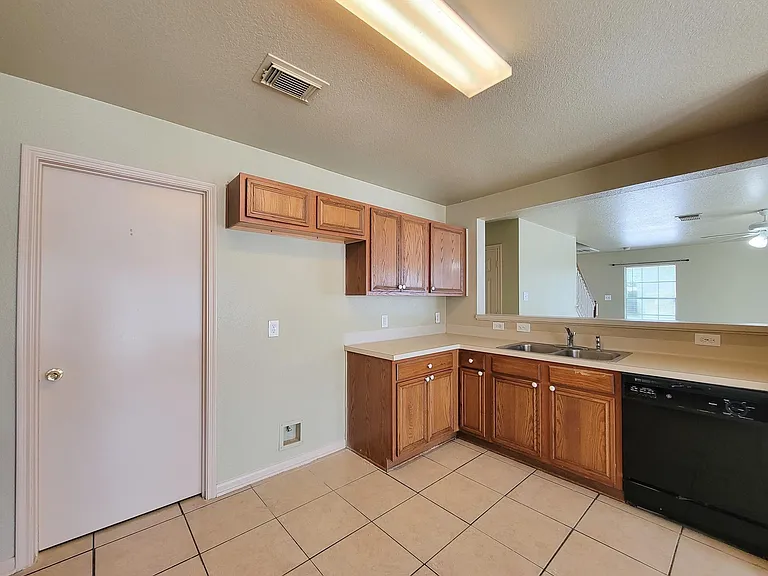 21807 Aspen Mist Ln — Photo 14