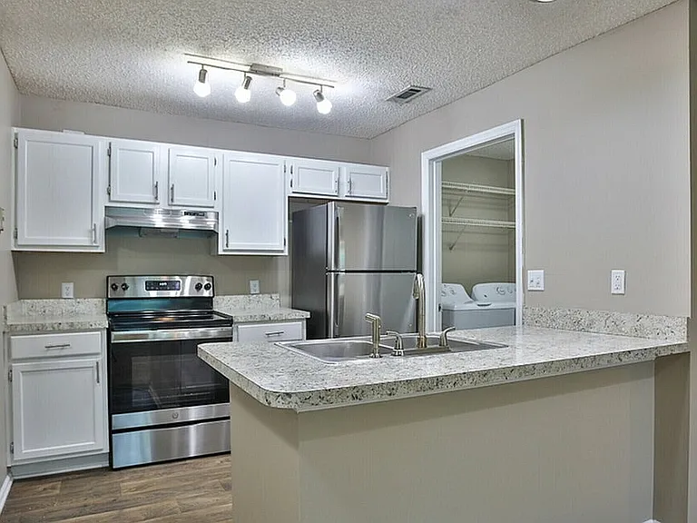 Island Kitchen