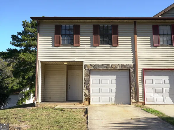 2301 Pine Tree Trl, Atlanta, GA 30349