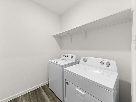 4th image of 1854 Purtis Creek Dr