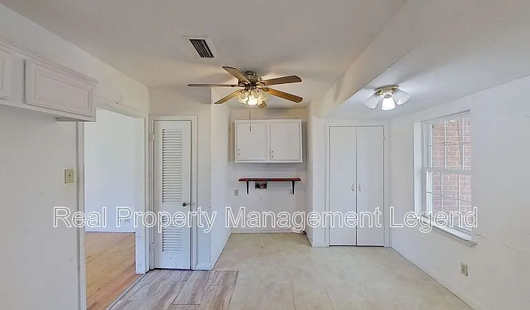 307 Depot St — Photo 7