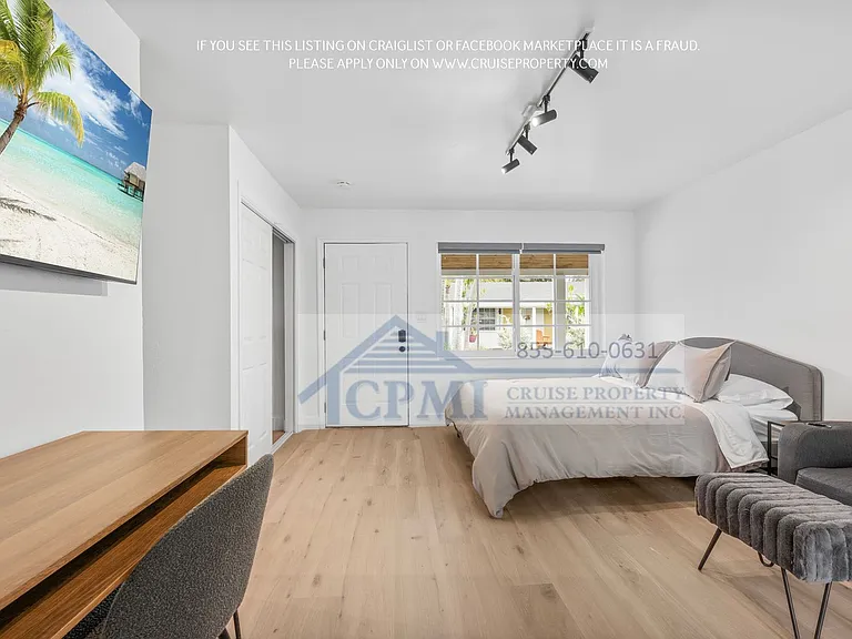 2021 Plunkett St Hollywood, FL 33020 — Photo 15