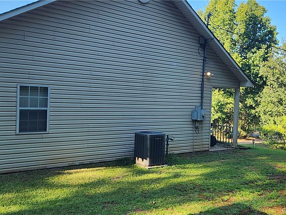 5th image of 1282 Valley Way