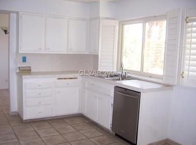 2nd image of 3786 Spitze Dr