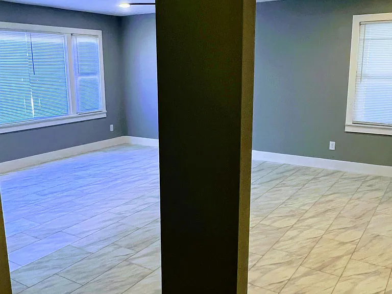 907 Poplar Ave — Photo 11