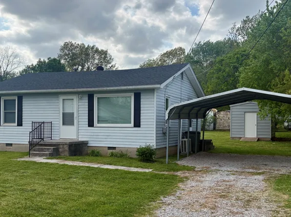 624 Vass Ln, Hopkinsville, KY 42240