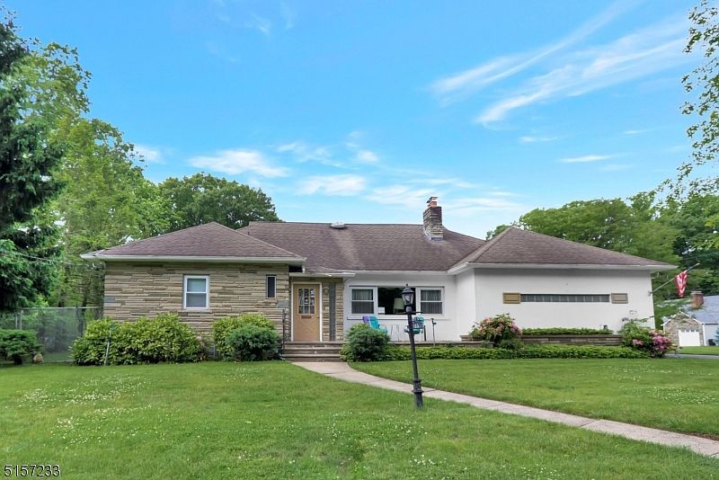 135 Spring Garden St, Cranford, NJ 07016 Zillow