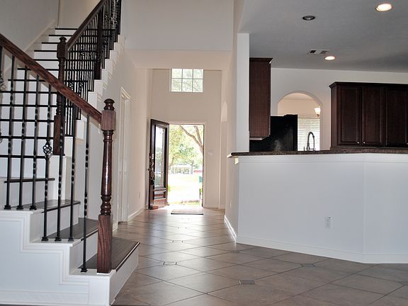 3rd image of 6122 Vadini Shores Ln