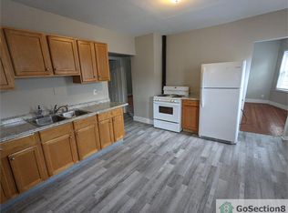 526 Plainfield St #2, Springfield, MA 01107