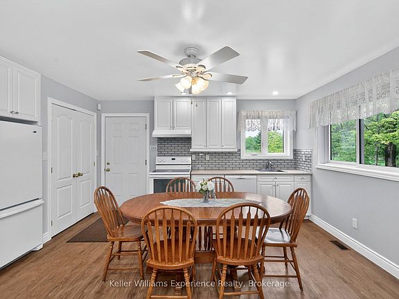 3rd image of 2174 Ron Jones Rd #B