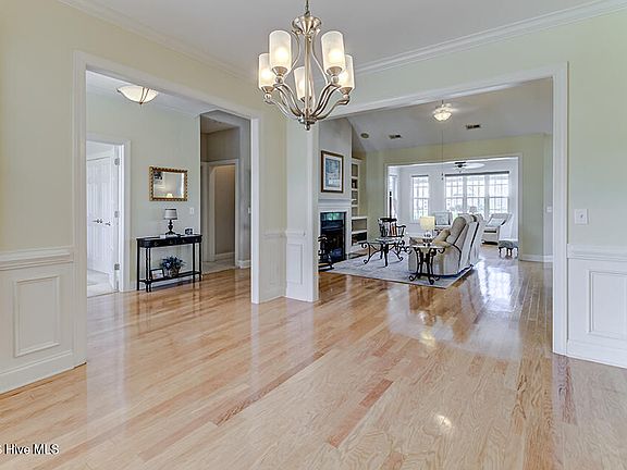 5th image of 1026 Stonebridge Lane