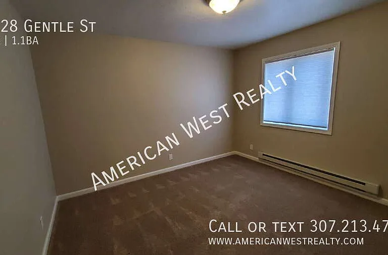 2128 Gentle St — Photo 7