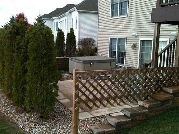 5th image of 2807 Radbourne Dr