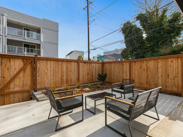 3006 SW Hinds St — Photo 51