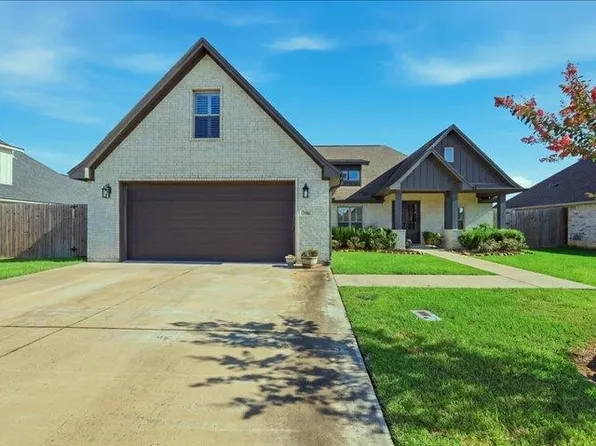 206 Pindo Palm Dr, Lumberton, TX 77657