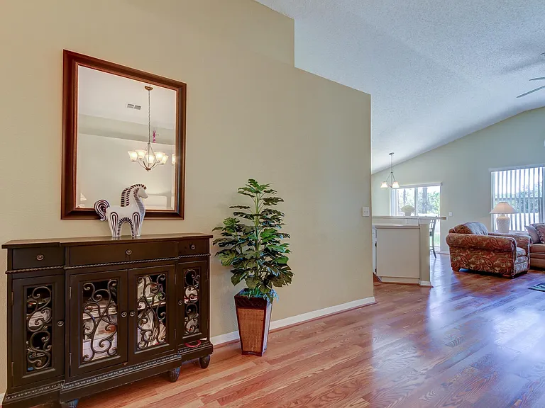 8604 Fawn Creek Dr — Photo 6