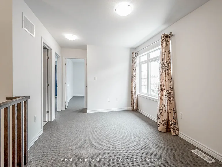 3981 Crown St — Photo 19