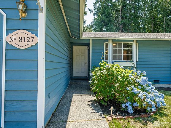 3rd image of 8127 36th Avenue NE