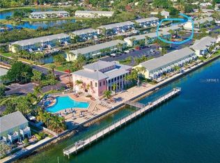 4827 Coquina Key Dr SE APT D, Saint Petersburg, FL 33705