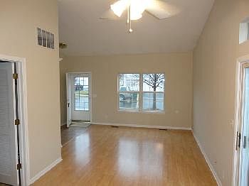 4th image of 22303 W Niagara Ct