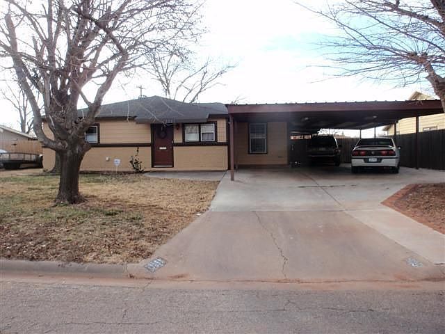 1st image of 3251 Ivy Ln