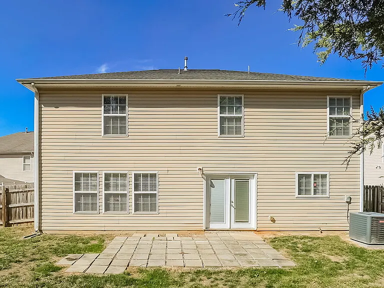 1115 Jade Glen Dr — Photo 17