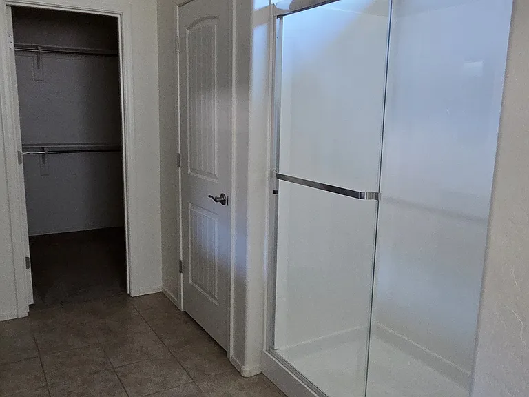 18316 W Ida Ln — Photo 6