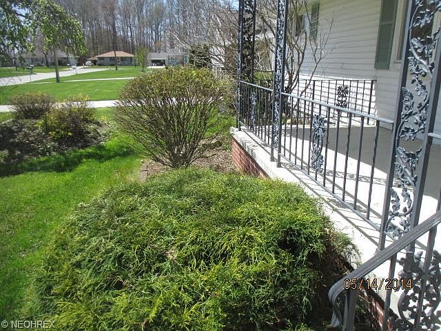 1st image of 42974 Woodhill Dr