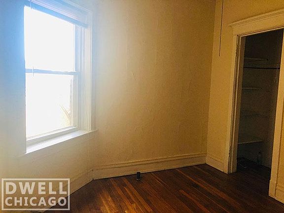 5th image of 1300 W Albion Ave #13062