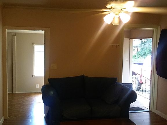 3rd image of 1114 S Ohio Ave