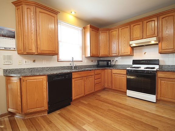 5th image of 1108 N Princeton Ave